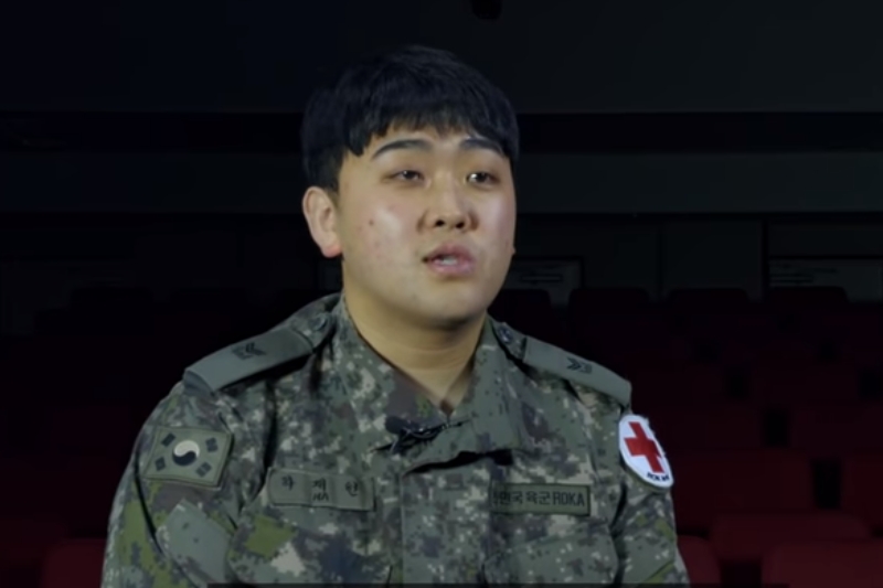 ▲하재헌 중사가 지난 1월 육군과 동영상 인터뷰를 하고 있다. 사진=육군 유튜브동영상 갈무리