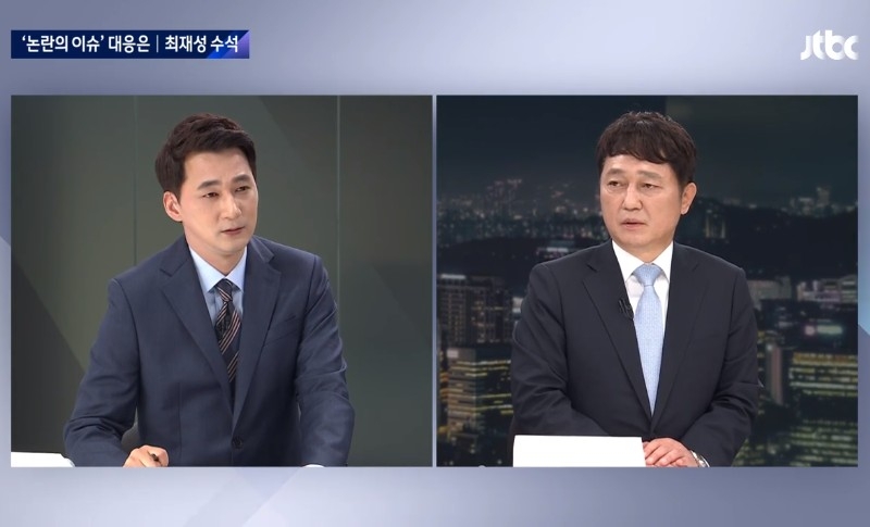 ▲최재성 청와대 정무수석이 15일 JTBC 뉴스룸에 출연해 인터뷰하고 있다. 사진=JTBC 영상 갈무리