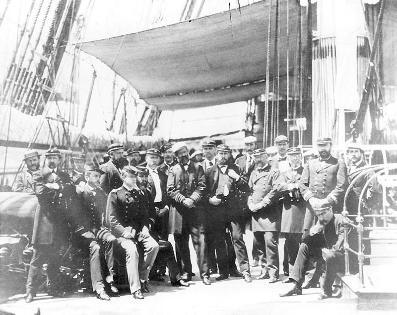 ▲ USS콜로라도호에서 신미양요 참전 기념 사진을 찍는 장교들. 사진=위키피디아
