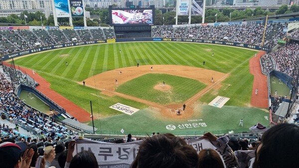 ▲ 2023년 잠실경기장 KBO 경기 모습. 사진=금준경 기자