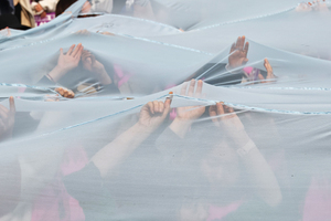 정치권 유리천장을 질문하는 보도를