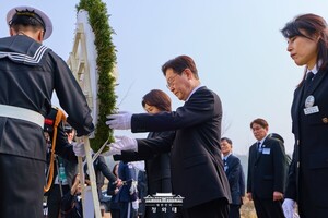 이 대통령 ‘북 천안함 사과하란다고 하겠나’ 조선일보 보도에 청와대 답변은