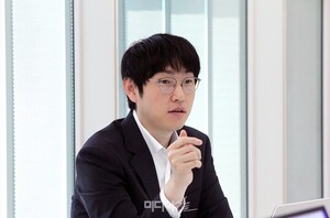 하정우 AI수석 ‘2028년 총선’ 거론하며 “당분간 청와대서 일하고 싶어”