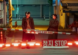 '모두가 자신의 무가치함과 싸우고 있다', 당신도 예외는 아니다