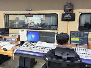 “정치와 무관한데…” 무너진 TBS eFM, 무급으로 지키는 PD들