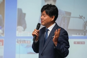 김용 “공관위 전략적 판단 존중하며 백의종군”