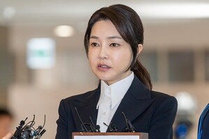 김건희 법정서 쥴리 의혹 부인, 변호인 “수년간 확대재생산 인격살인”