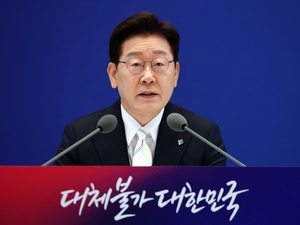 [속보] 6·3 지선, ‘2030 여성 지지세도 약화’ 질문에 李 대통령 답변은