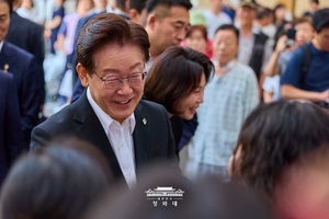 李 대통령 “오늘은 6·10민주항쟁 39주년, 6·10만세운동 100년 되는 날”