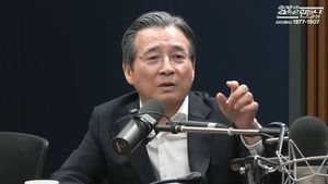 "김용범 발언 distorted" 조선일보 왜곡 보도 신문윤리위 경고