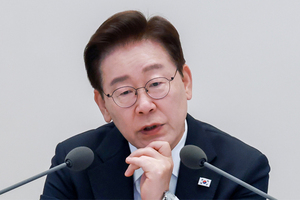 이재명 대통령 지지율 최저치 직격탄... 문화일보가 김어준 띄우는 속내