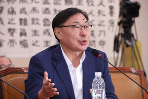조선일보 "'독단적으로 일 벌였다'던 이화영, 왜 대통령에 화가 났을까"