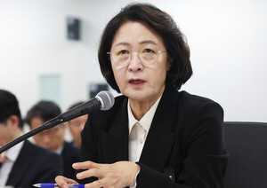 "도지사 말실수 탄핵감은 아냐" 추미애 '빨대' 발언에 지역 언론도 쓴소리